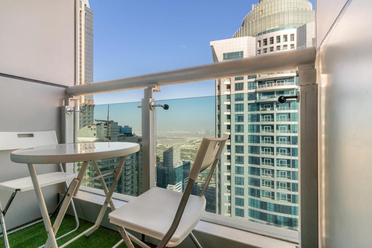 First Class 2br High-rise Elegance Apartment
