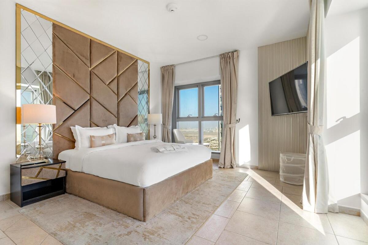 Apartment First Class 2br High-rise Elegance Dubai