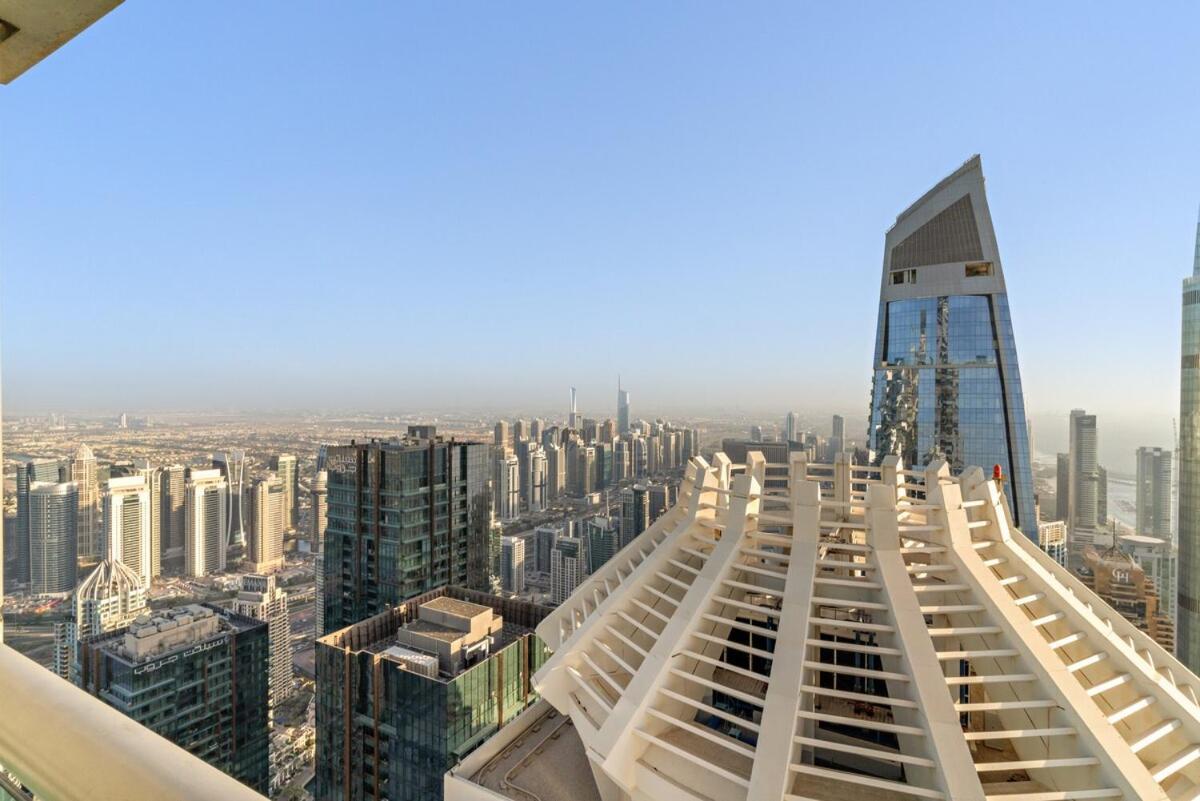 Apartment First Class 2br High-rise Elegance Dubai