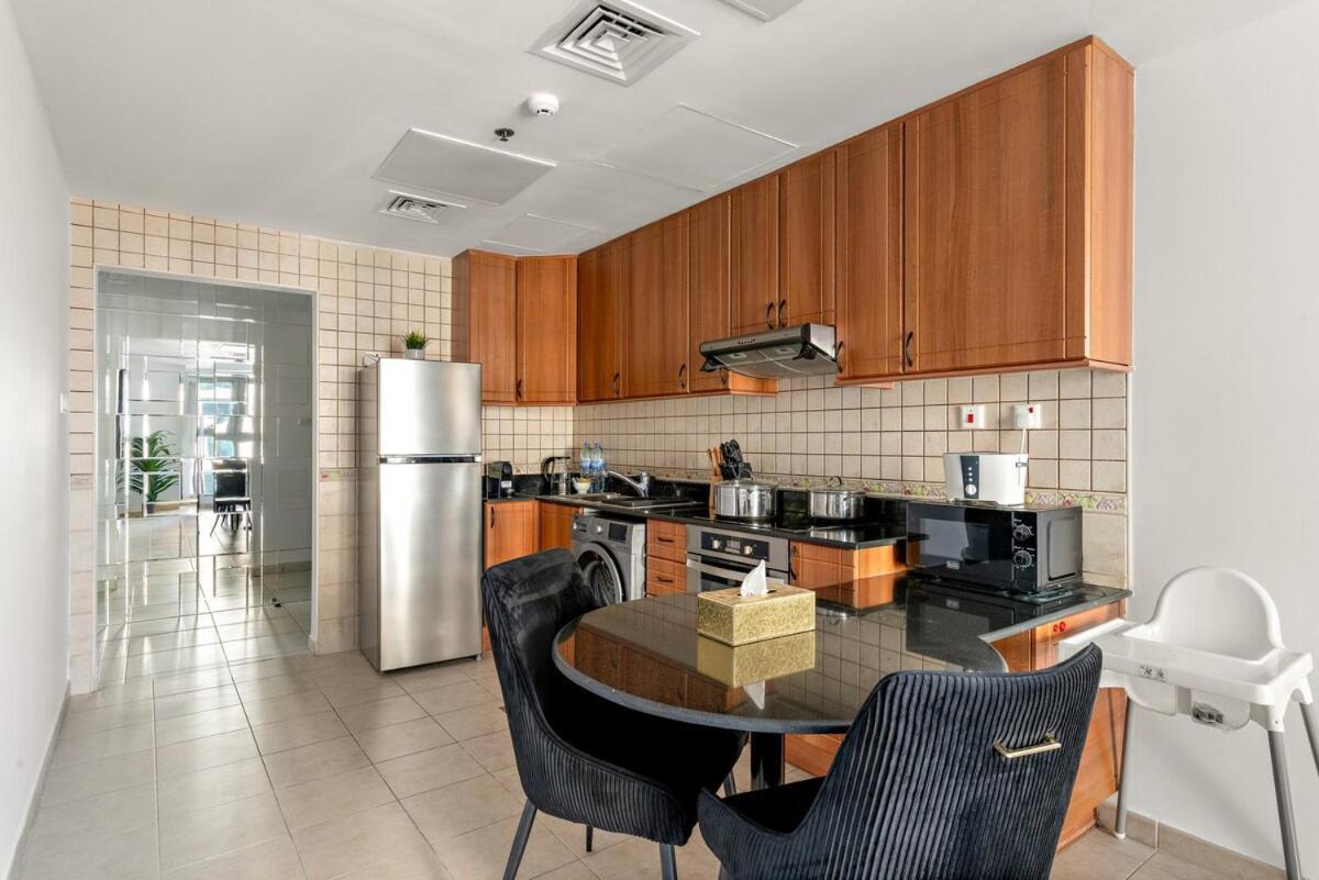 First Class 2br High-rise Elegance Apartment Dubai